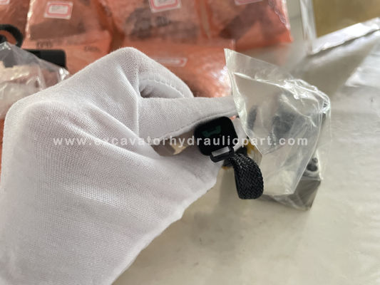 Pc200-7 de Hydraulische HoofdAfblaasklep van pc200-8 Graafwerktuighydraulic solenoid valve
